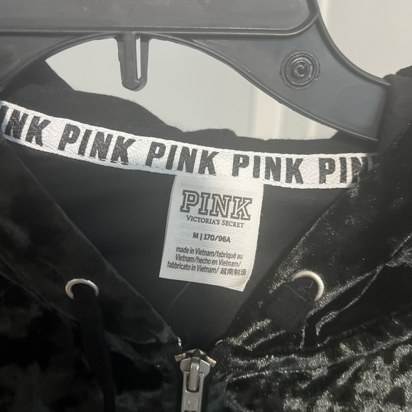 Victoria’s Secret pink, crushed velvet, cropped zip jacket - Picture 1 of 3